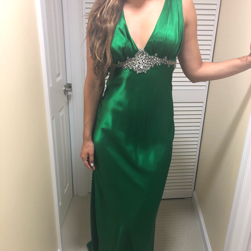Beautiful emerald green floor length dress